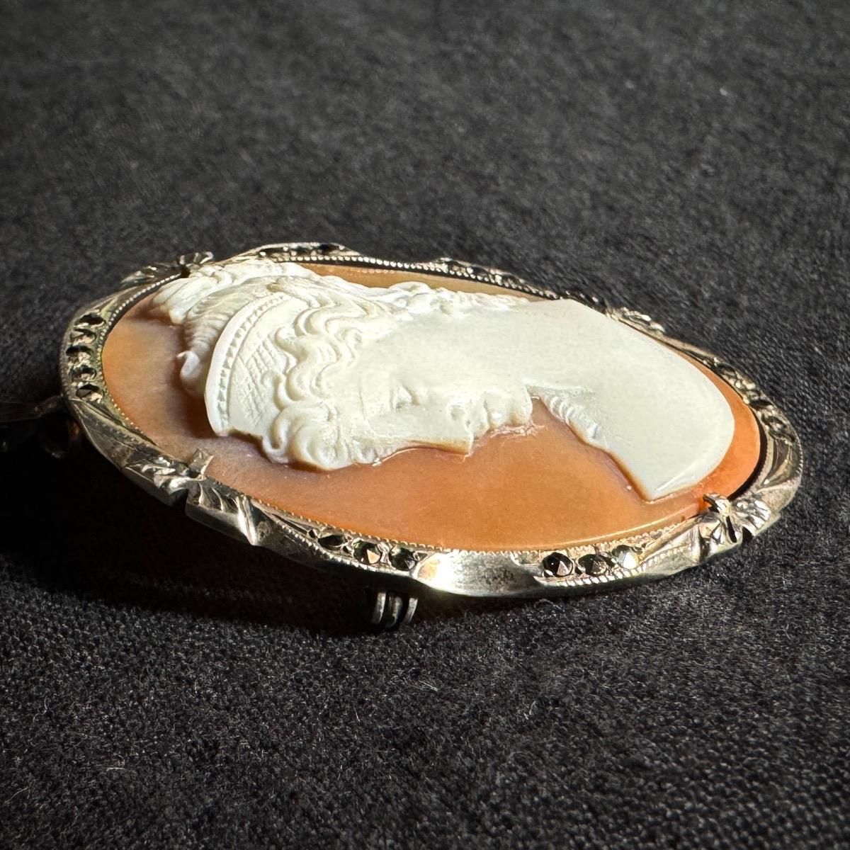1940年代 シルバー シェルカメオ ブローチ（Silver Shell Cameo Brooch