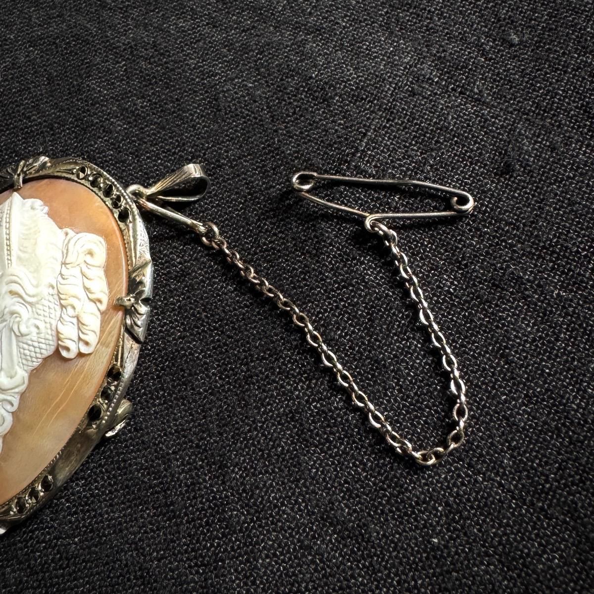 シェルカメオ 1940年代 シルバー シェルカメオ ブローチ（Silver Shell Cameo Brooch