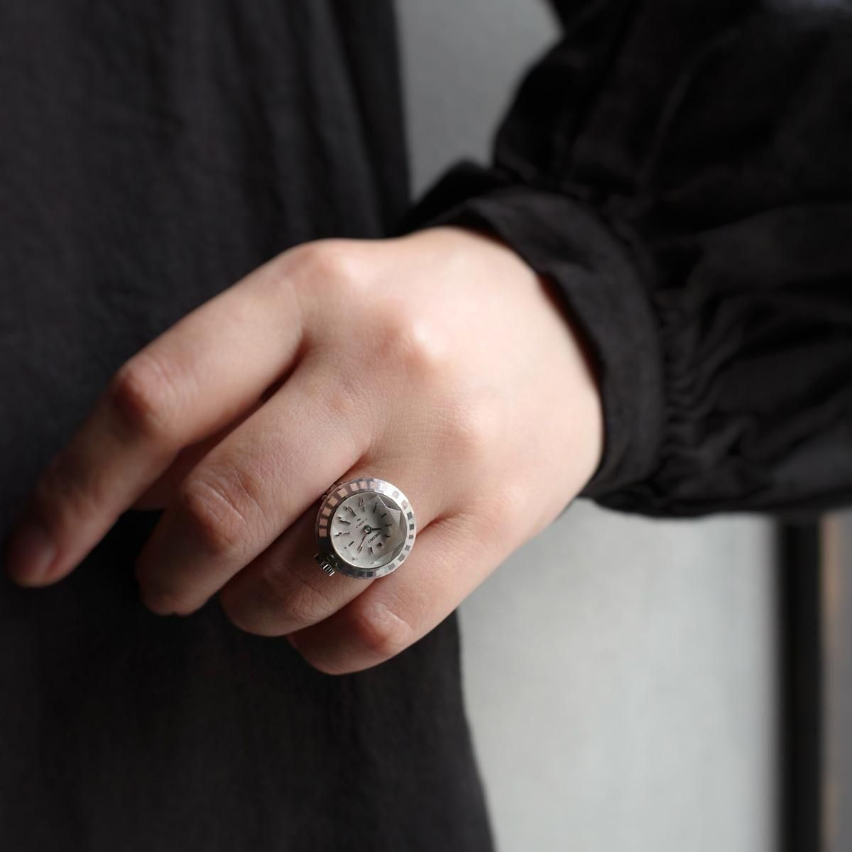 <img class='new_mark_img1' src='https://img.shop-pro.jp/img/new/icons13.gif' style='border:none;display:inline;margin:0px;padding:0px;width:auto;' />SEIKO RING WATCHʥ 󥰥å˥åȥ饹 DEAD STOCK
