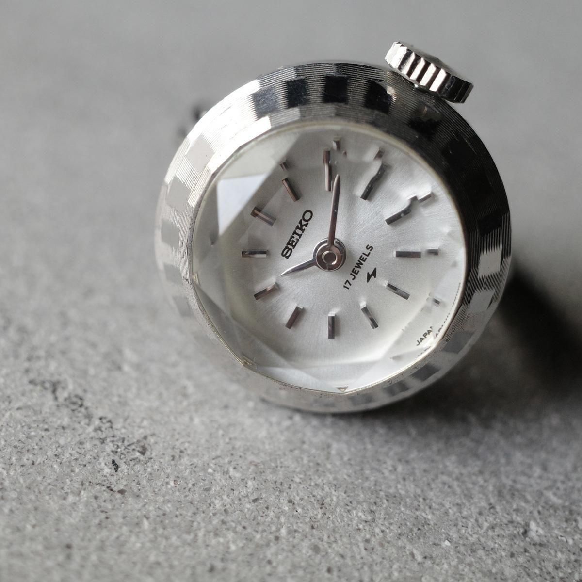 <img class='new_mark_img1' src='https://img.shop-pro.jp/img/new/icons13.gif' style='border:none;display:inline;margin:0px;padding:0px;width:auto;' />SEIKO RING WATCHʥ 󥰥å˥åȥ饹 DEAD STOCK