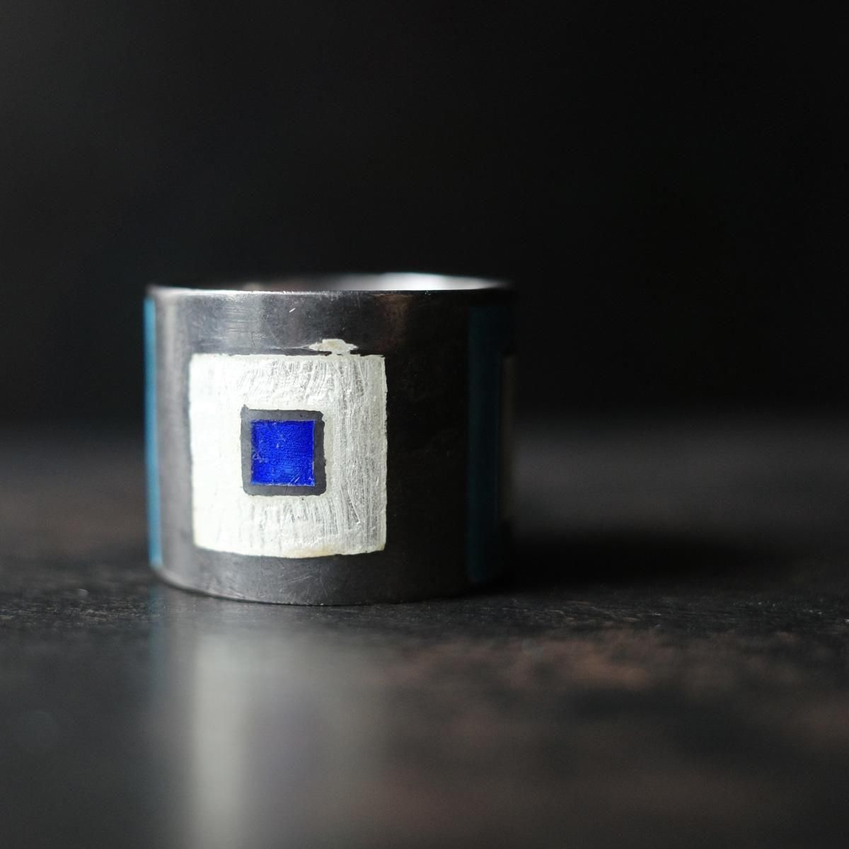 <img class='new_mark_img1' src='https://img.shop-pro.jp/img/new/icons13.gif' style='border:none;display:inline;margin:0px;padding:0px;width:auto;' />С ֥롼 ʥ 󥰡Vintage Silver Blue Enamel Ring