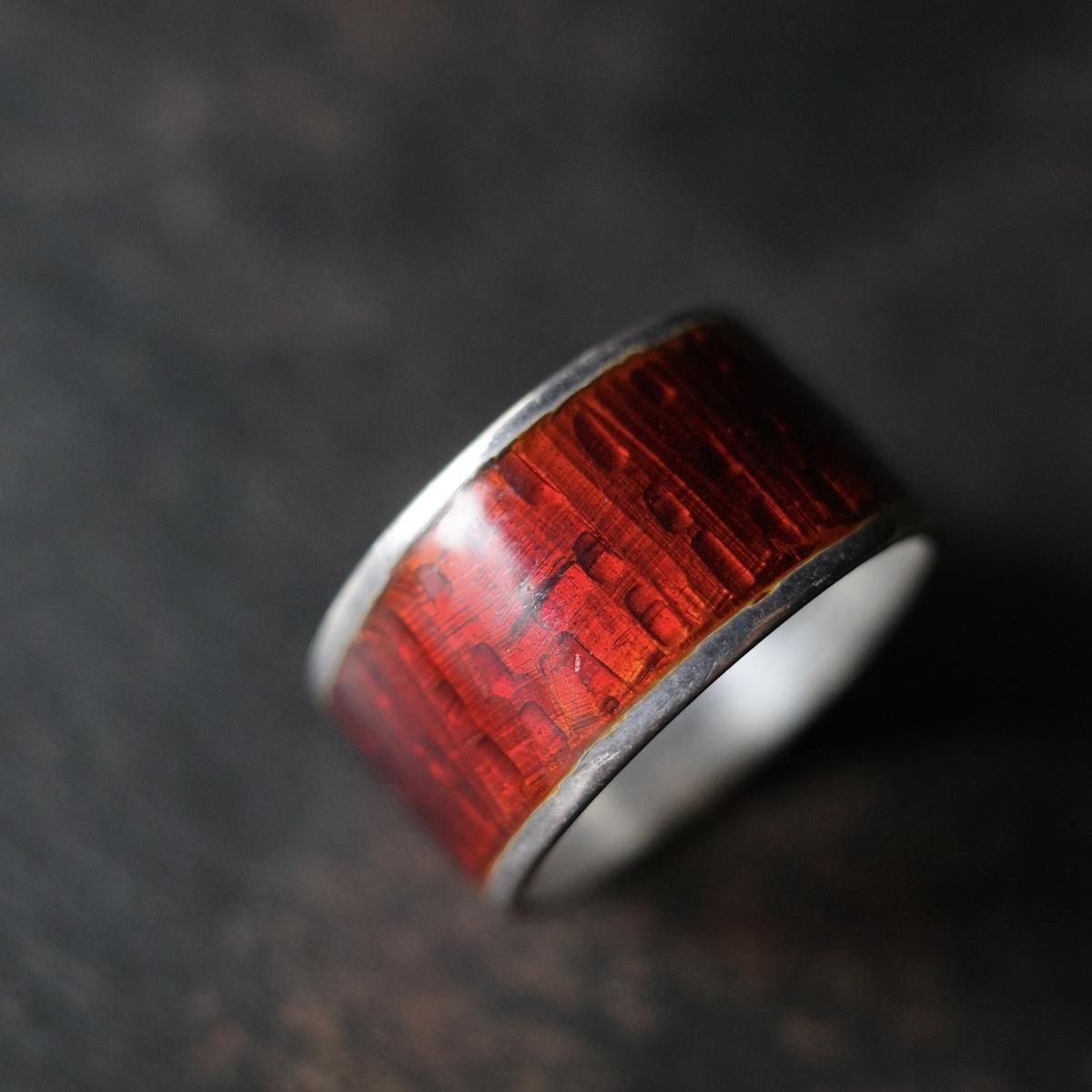 <img class='new_mark_img1' src='https://img.shop-pro.jp/img/new/icons13.gif' style='border:none;display:inline;margin:0px;padding:0px;width:auto;' />С å ʥ 󥰡Vintage Silver Red Enamel Ring