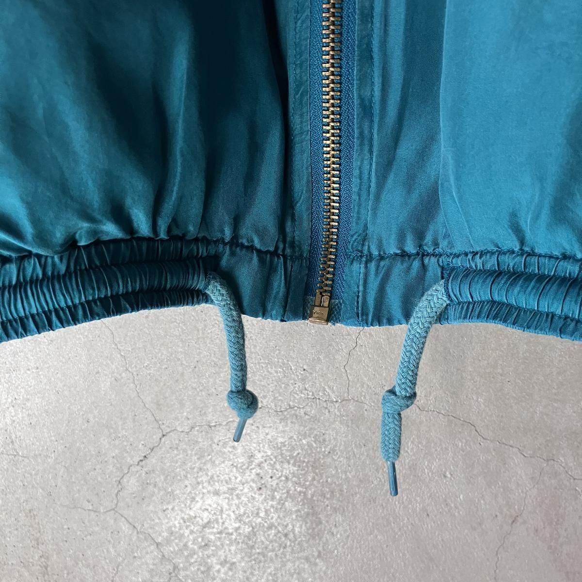 <img class='new_mark_img1' src='https://img.shop-pro.jp/img/new/icons13.gif' style='border:none;display:inline;margin:0px;padding:0px;width:auto;' />ơ 륯 աǥ 饰 ֥륾Vintage Silk Hooded Blouson