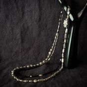 <img class='new_mark_img1' src='https://img.shop-pro.jp/img/new/icons13.gif' style='border:none;display:inline;margin:0px;padding:0px;width:auto;' />【オリジナルジュエリー / PIANOQUE】 アンティークビーズとパールのネックレス / 2連 S2-2