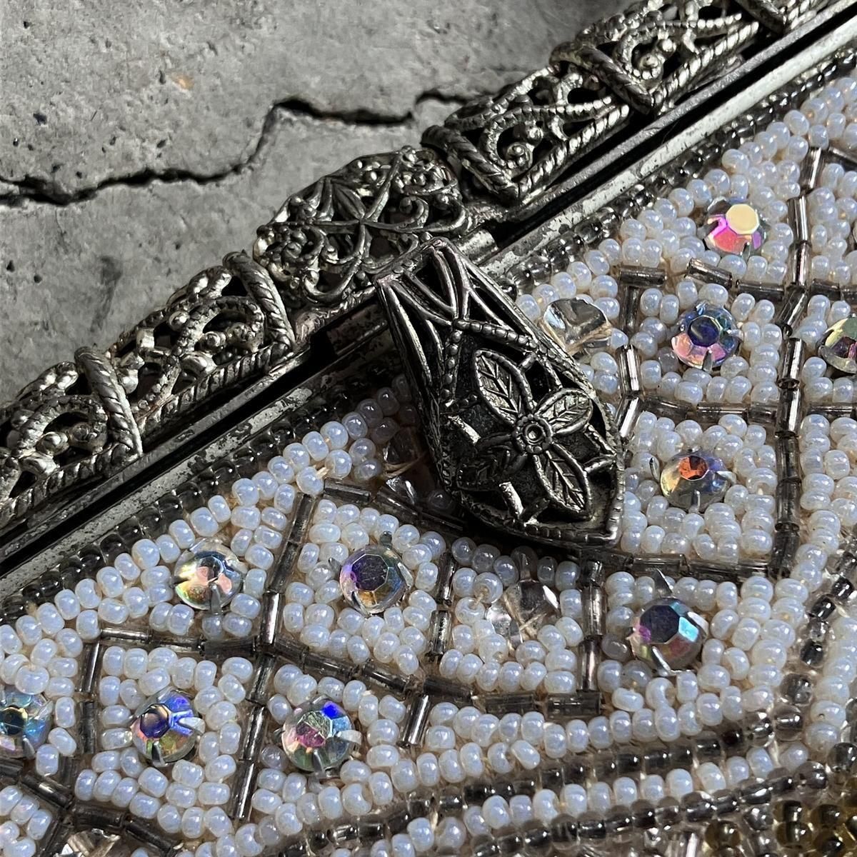 <img class='new_mark_img1' src='https://img.shop-pro.jp/img/new/icons13.gif' style='border:none;display:inline;margin:0px;padding:0px;width:auto;' />ơ եǥ ӡХåVintage Feather Design Beads Bag