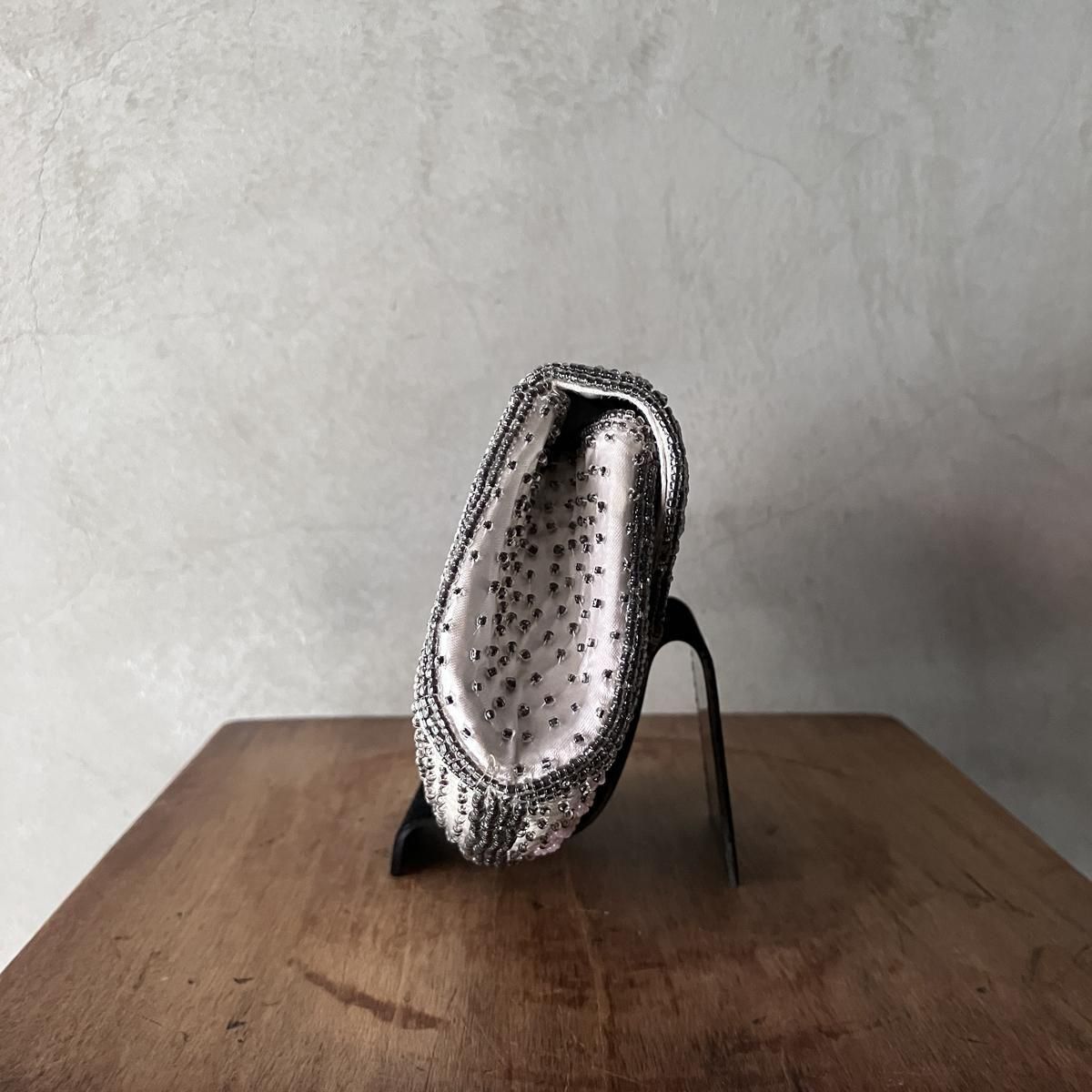 <img class='new_mark_img1' src='https://img.shop-pro.jp/img/new/icons13.gif' style='border:none;display:inline;margin:0px;padding:0px;width:auto;' />ơ ե ӡɽ åХåVintage Floral Beads Embroidery Clutch Bag