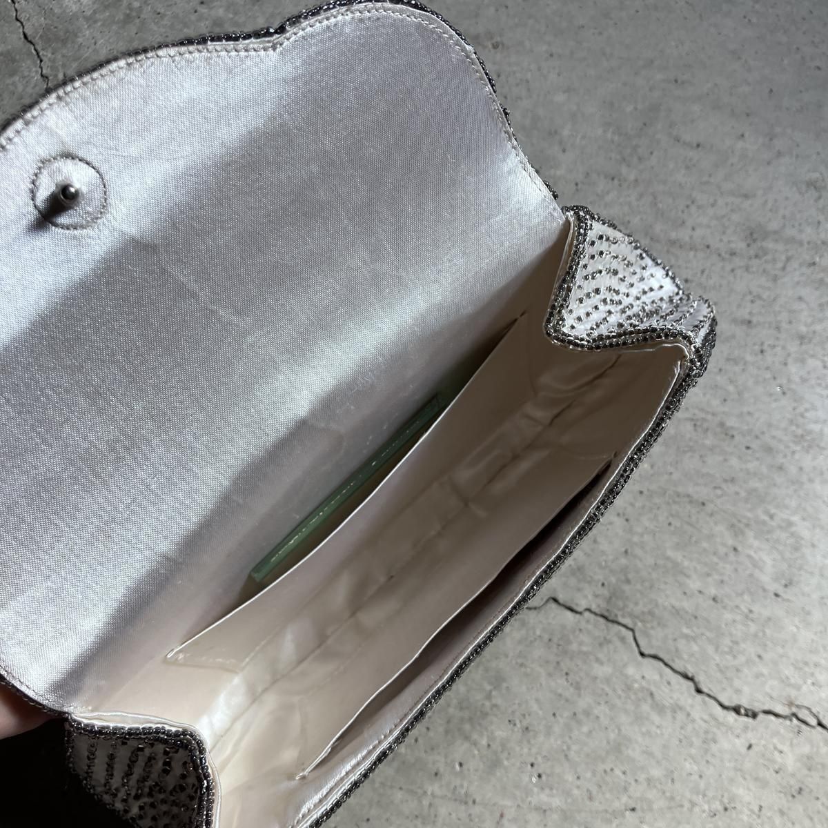 <img class='new_mark_img1' src='https://img.shop-pro.jp/img/new/icons13.gif' style='border:none;display:inline;margin:0px;padding:0px;width:auto;' />ơ ե ӡɽ åХåVintage Floral Beads Embroidery Clutch Bag