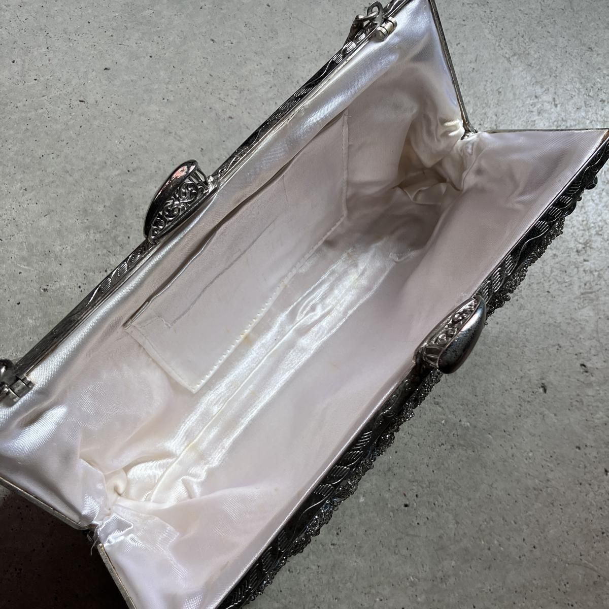 <img class='new_mark_img1' src='https://img.shop-pro.jp/img/new/icons13.gif' style='border:none;display:inline;margin:0px;padding:0px;width:auto;' />ơ ե ӡɽ ХåVintage Floral Beads Embroidery Bag