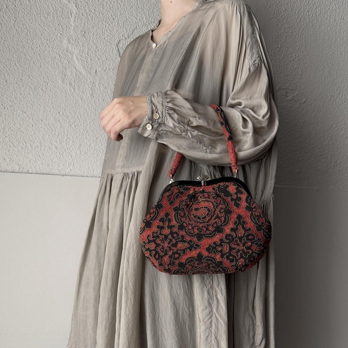 <img class='new_mark_img1' src='https://img.shop-pro.jp/img/new/icons13.gif' style='border:none;display:inline;margin:0px;padding:0px;width:auto;' />ơ ɩ ӡХåVintage Beads Bag