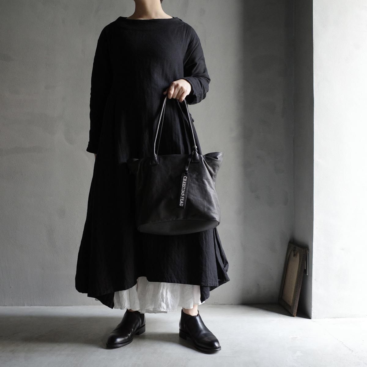 <img class='new_mark_img1' src='https://img.shop-pro.jp/img/new/icons13.gif' style='border:none;display:inline;margin:0px;padding:0px;width:auto;' />CHRISTIAN PEAU 06471 CPʥꥹ ݡ Хå BLACK