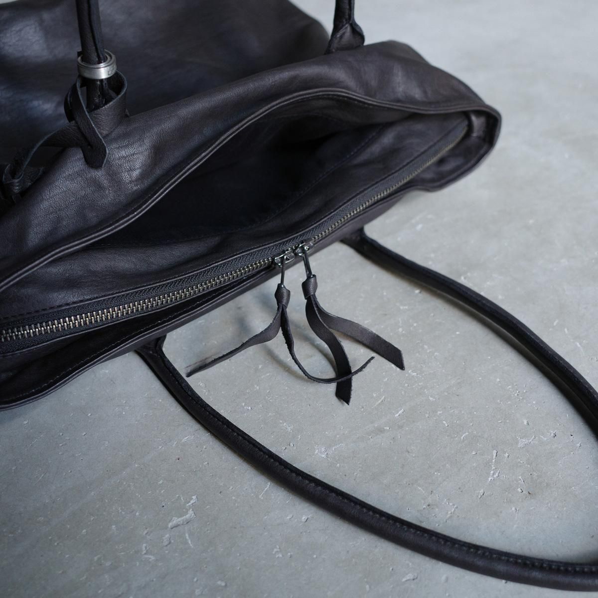 <img class='new_mark_img1' src='https://img.shop-pro.jp/img/new/icons13.gif' style='border:none;display:inline;margin:0px;padding:0px;width:auto;' />CHRISTIAN PEAU 06471 CPʥꥹ ݡ Хå BLACK