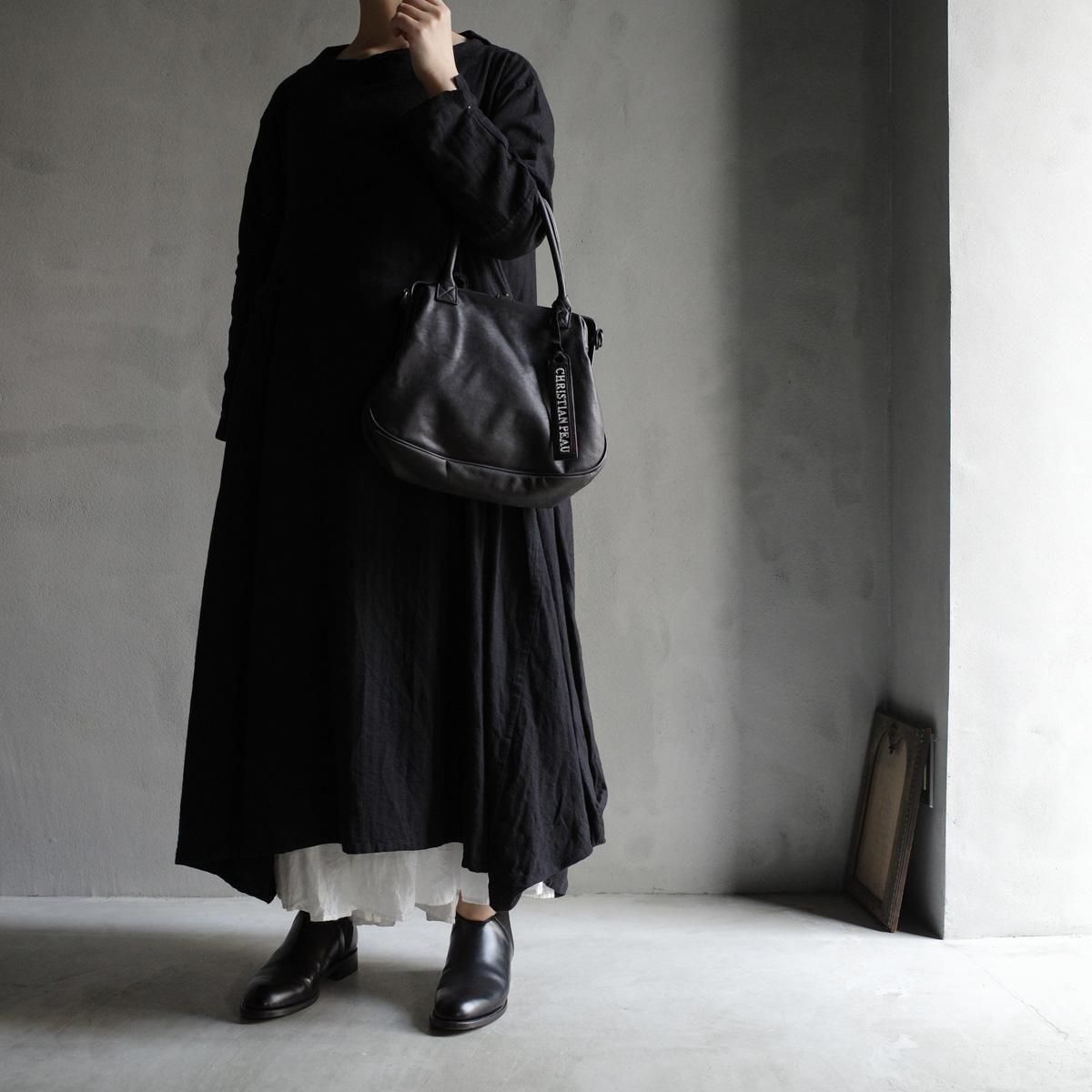 <img class='new_mark_img1' src='https://img.shop-pro.jp/img/new/icons13.gif' style='border:none;display:inline;margin:0px;padding:0px;width:auto;' />CHRISTIAN PEAU 06451-2 CPʥꥹ ݡ Хå BLACK