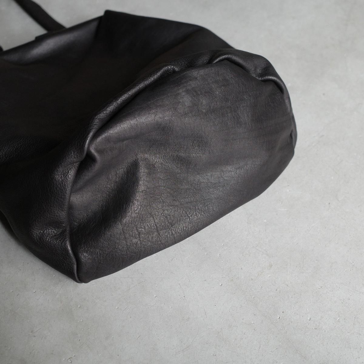 <img class='new_mark_img1' src='https://img.shop-pro.jp/img/new/icons13.gif' style='border:none;display:inline;margin:0px;padding:0px;width:auto;' />CHRISTIAN PEAU  CP 06352 GM ʥꥹ ݡ Хå BLACK