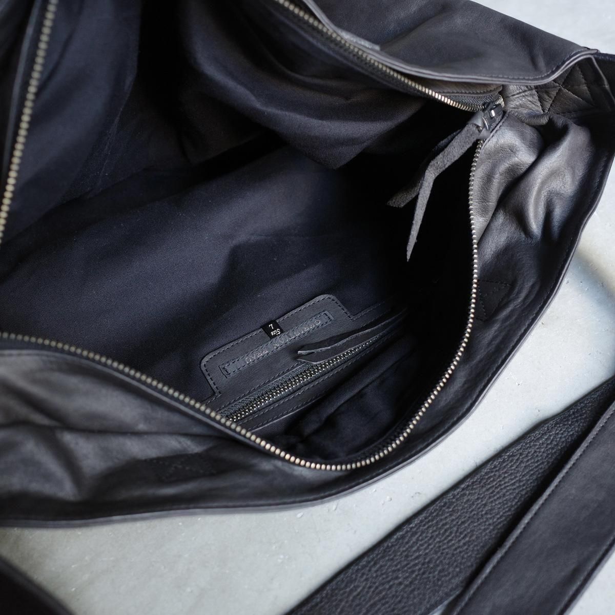 <img class='new_mark_img1' src='https://img.shop-pro.jp/img/new/icons13.gif' style='border:none;display:inline;margin:0px;padding:0px;width:auto;' />CHRISTIAN PEAU 06446-3 CP ʥꥹ ݡ Хå BLACK