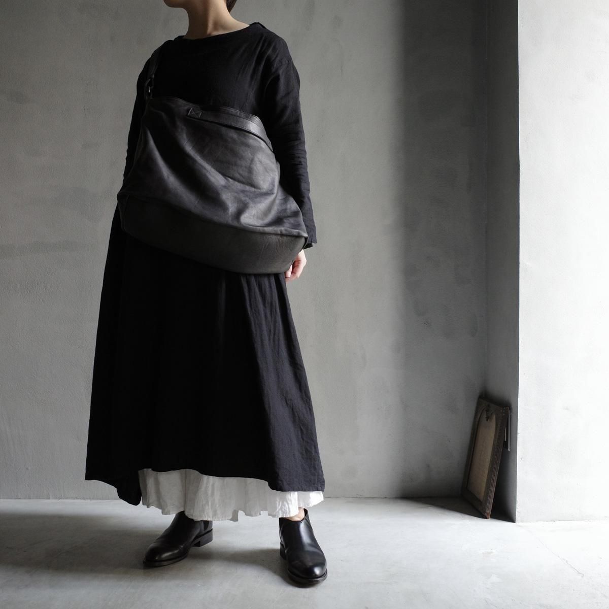 <img class='new_mark_img1' src='https://img.shop-pro.jp/img/new/icons13.gif' style='border:none;display:inline;margin:0px;padding:0px;width:auto;' />CHRISTIAN PEAU 06446-3 CP ʥꥹ ݡ Хå BLACK