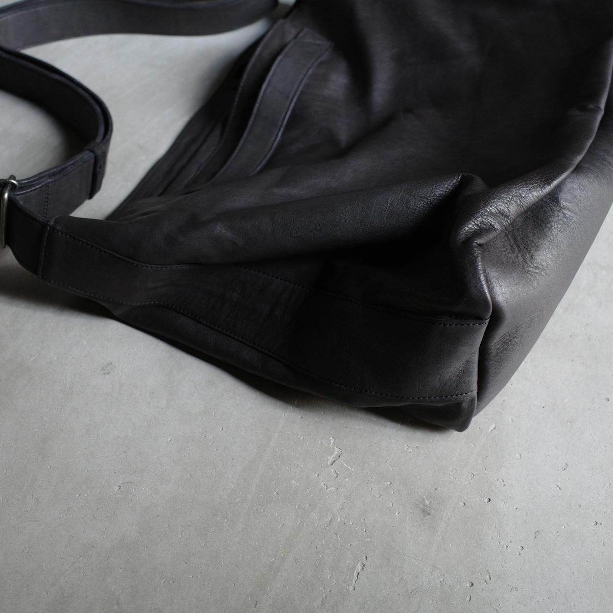 <img class='new_mark_img1' src='https://img.shop-pro.jp/img/new/icons13.gif' style='border:none;display:inline;margin:0px;padding:0px;width:auto;' />CHRISTIAN PEAU 06446-3 CP ʥꥹ ݡ Хå BLACK