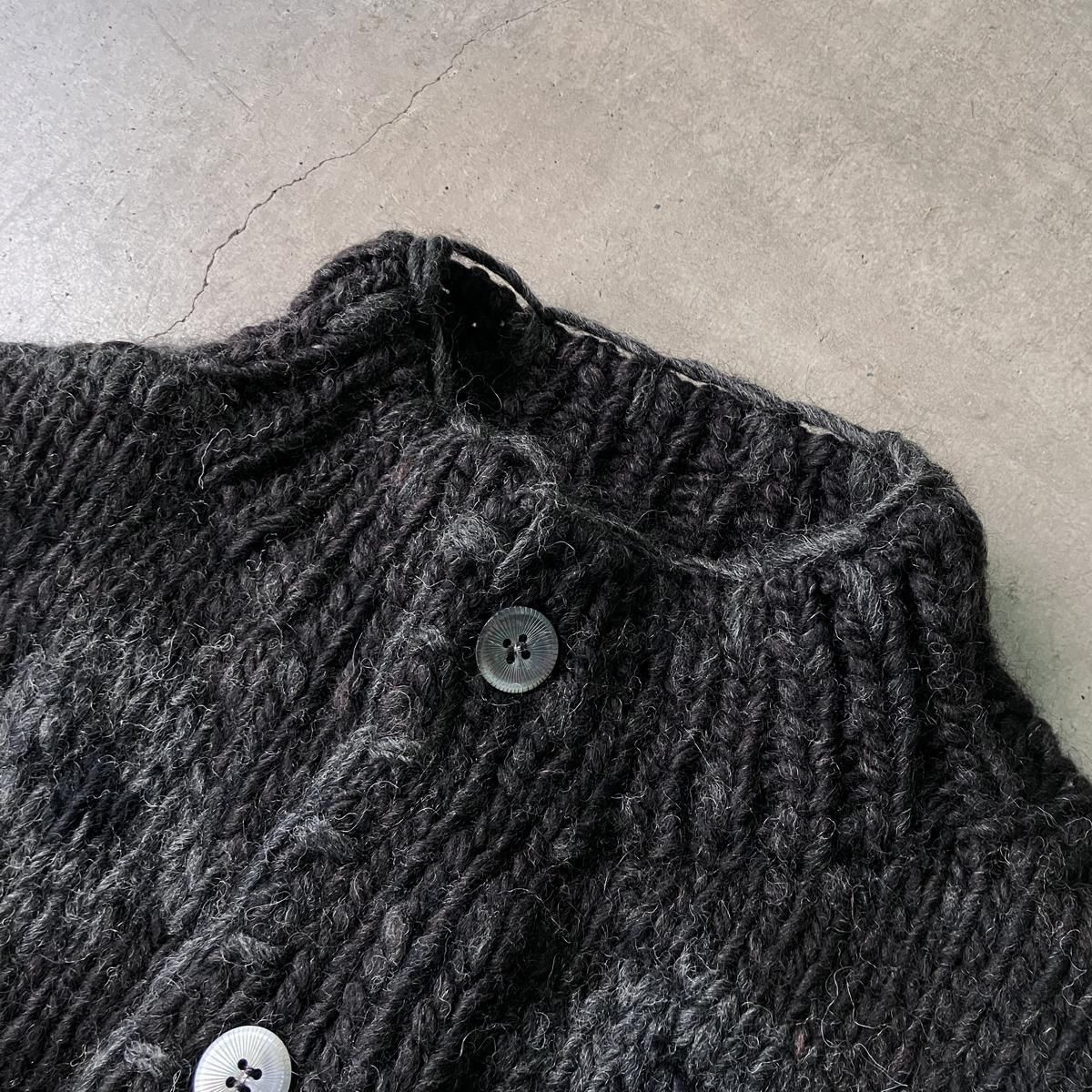 <img class='new_mark_img1' src='https://img.shop-pro.jp/img/new/icons13.gif' style='border:none;display:inline;margin:0px;padding:0px;width:auto;' />suzuki takayuki hand-knitted cardiganʥ業 ϥɥ˥åƥɥǥcharcoal brown