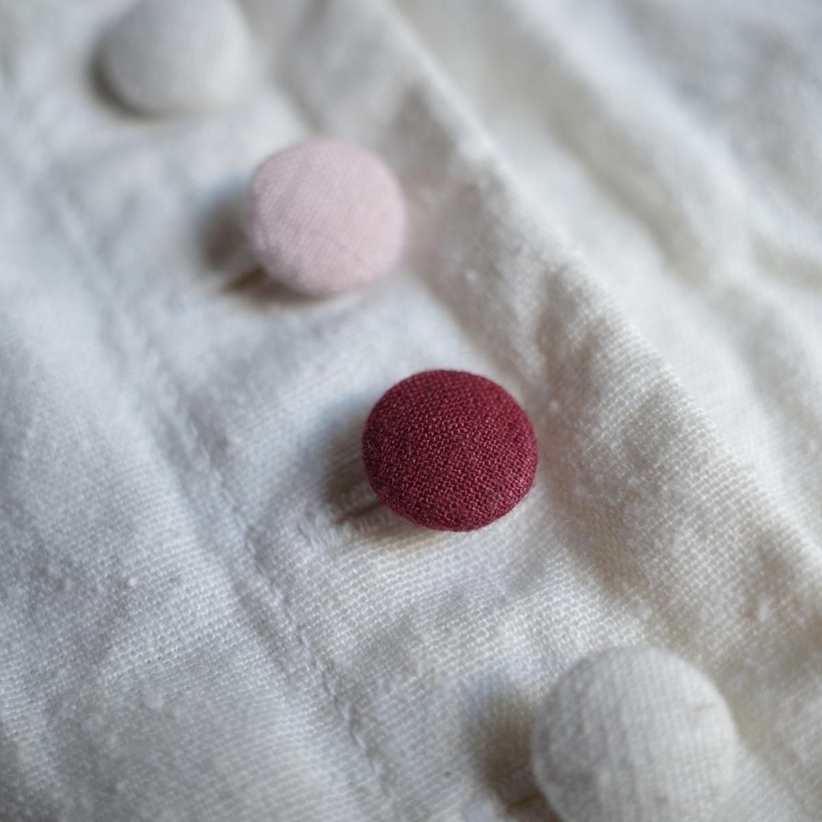 <img class='new_mark_img1' src='https://img.shop-pro.jp/img/new/icons13.gif' style='border:none;display:inline;margin:0px;padding:0px;width:auto;' />HALLELUJAH 9, Victorian Chemiseʥϥ ȥꥢġOff White