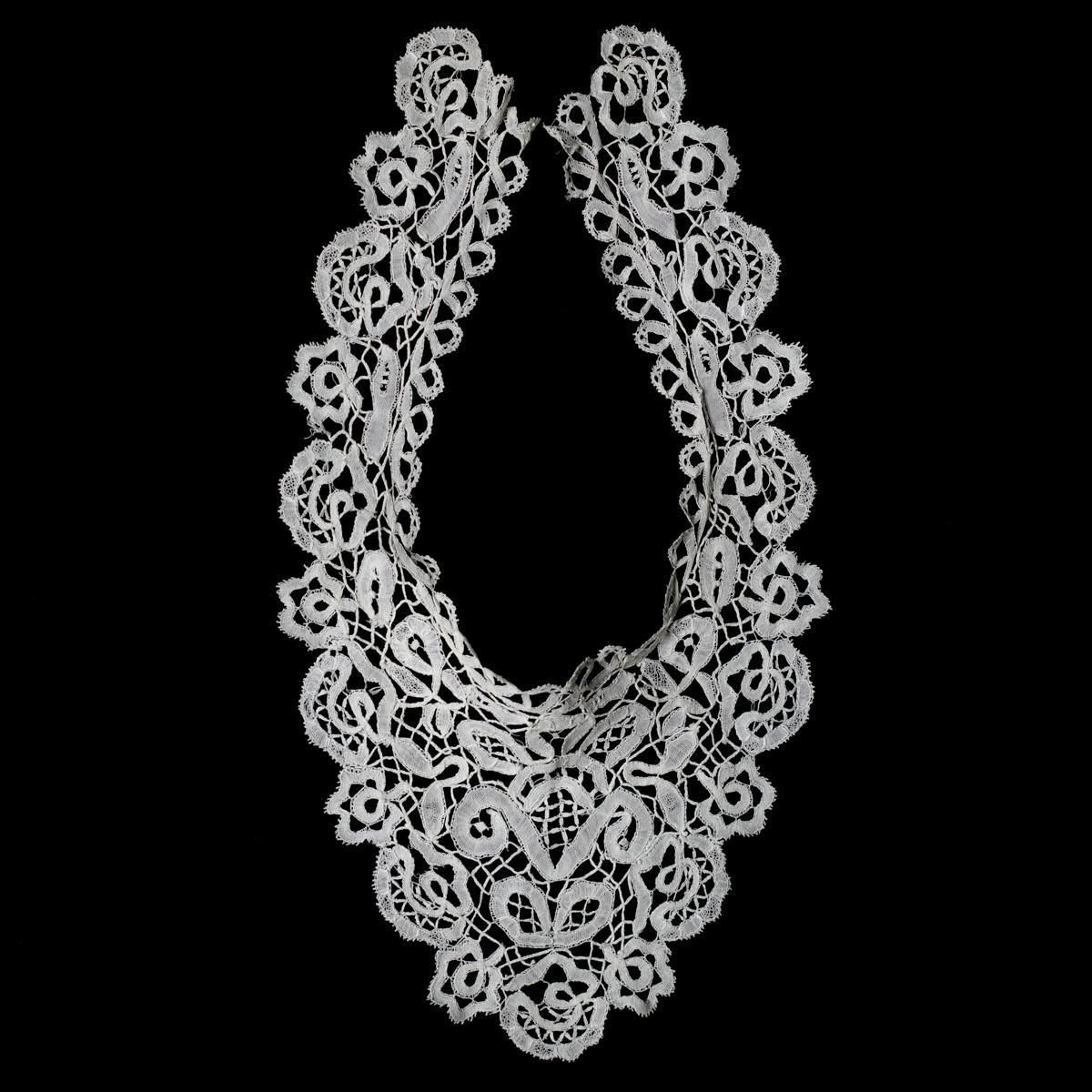 <img class='new_mark_img1' src='https://img.shop-pro.jp/img/new/icons13.gif' style='border:none;display:inline;margin:0px;padding:0px;width:auto;' />ƥ ۥ˥ȥ졼 ɥ쥹ե / ĤߡVictorian Honiton Lace Dress Front / Collar