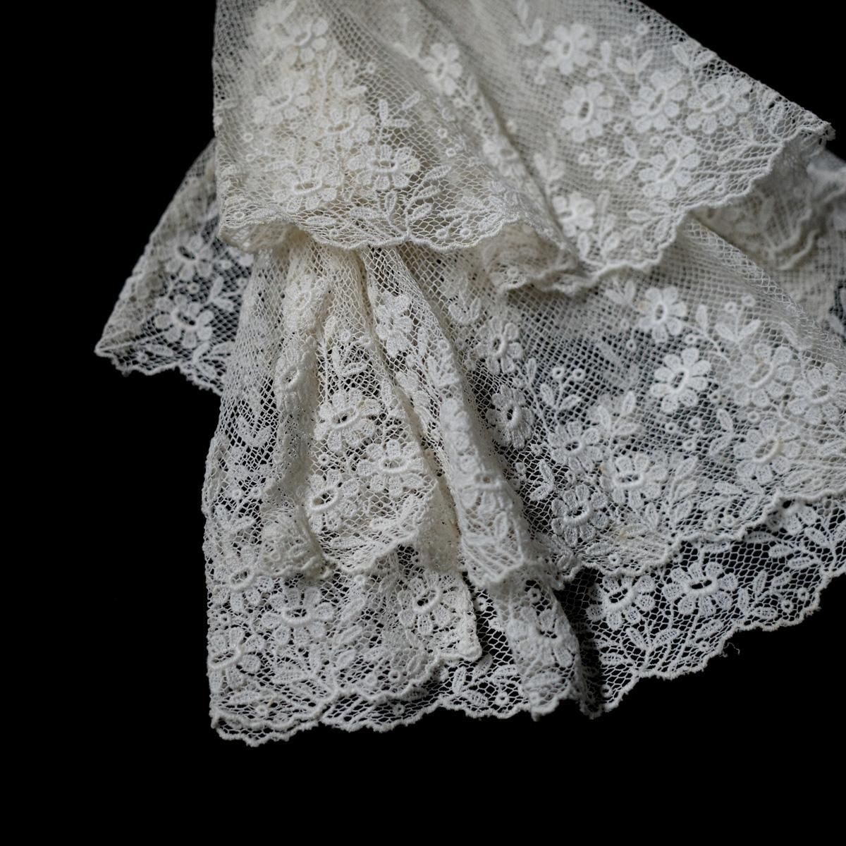 <img class='new_mark_img1' src='https://img.shop-pro.jp/img/new/icons13.gif' style='border:none;display:inline;margin:0px;padding:0px;width:auto;' />ƥ 졼 ߥ ܡAntique Lace  Mini Jabot