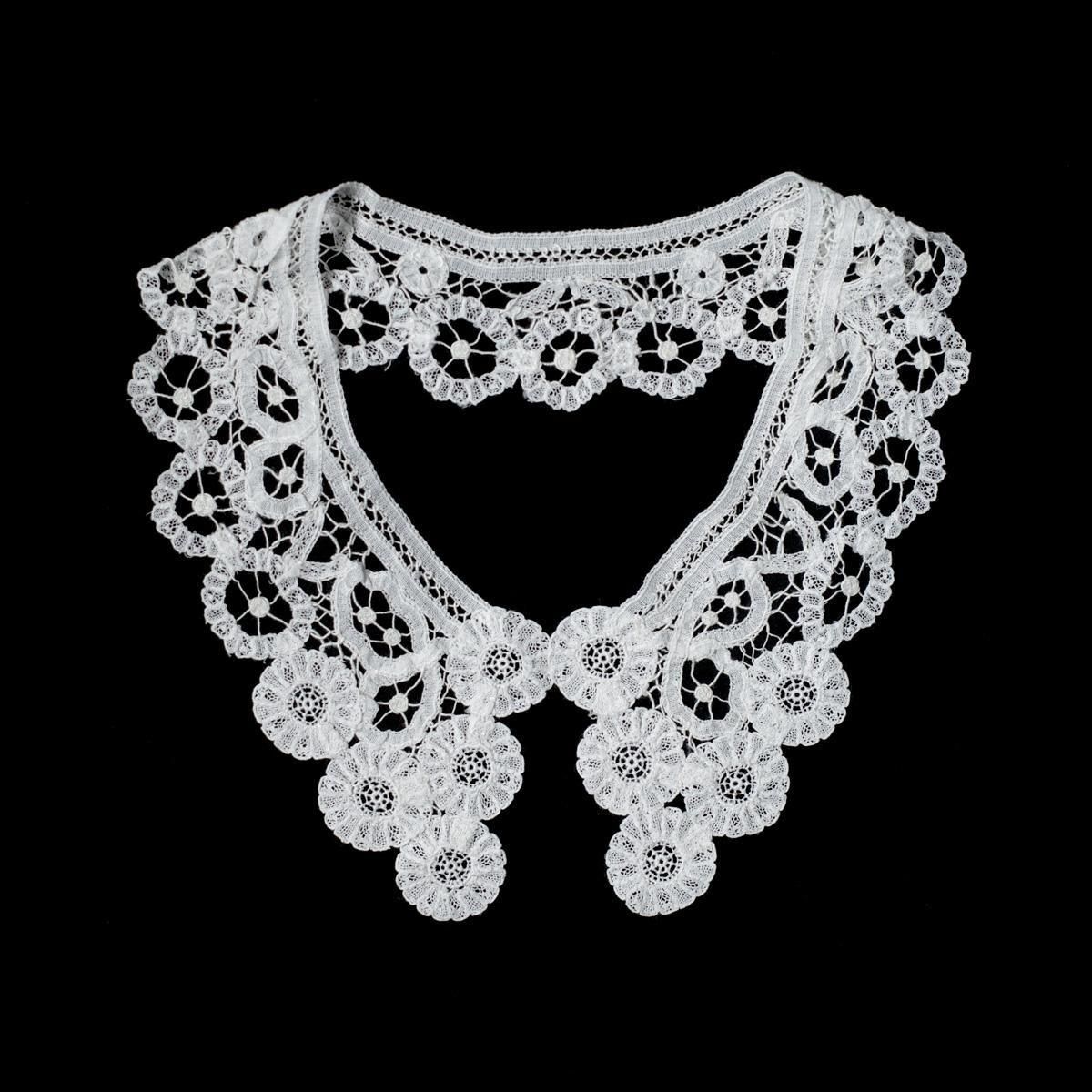 <img class='new_mark_img1' src='https://img.shop-pro.jp/img/new/icons13.gif' style='border:none;display:inline;margin:0px;padding:0px;width:auto;' />ƥ 졼 ĤߡAntique Lace Collar