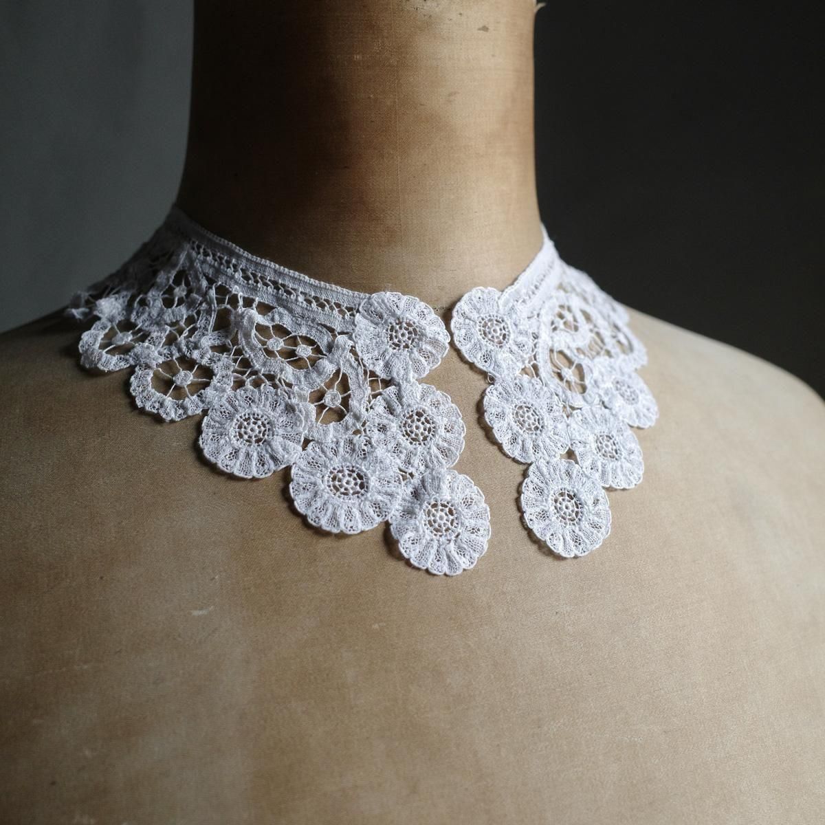 アンティーク レース つけ襟（Antique Lace Collar）- JeJe PIANO