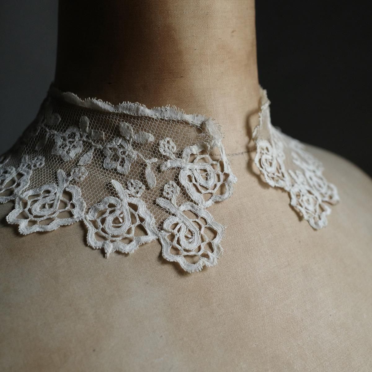 アンティーク レース つけ襟（Antique Lace Collar）- JeJe PIANO