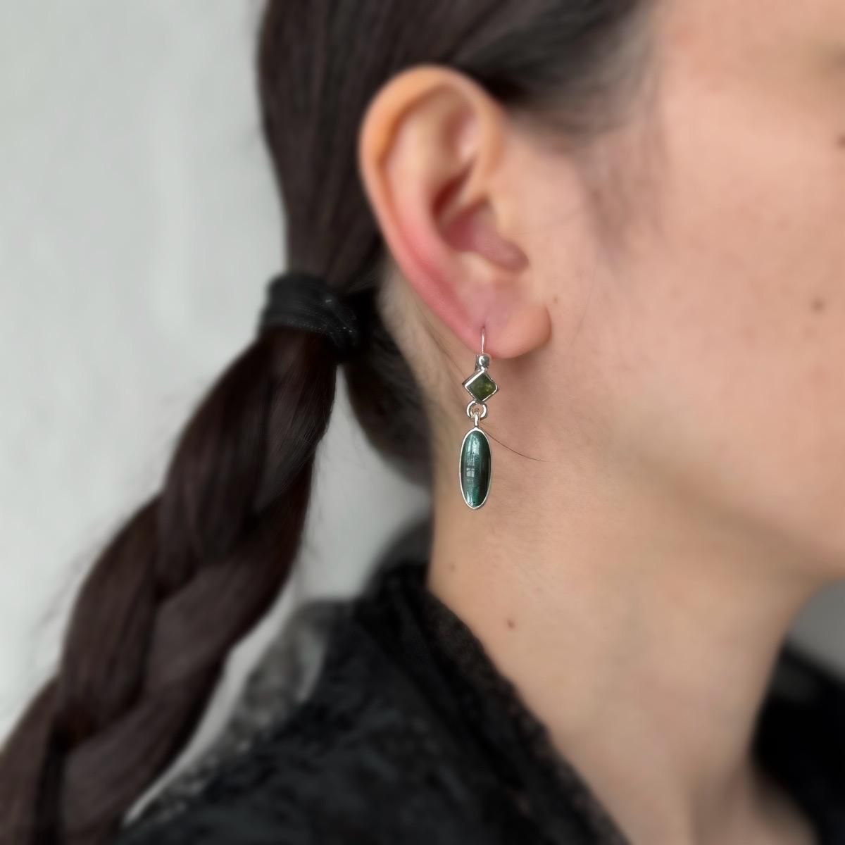 <img class='new_mark_img1' src='https://img.shop-pro.jp/img/new/icons13.gif' style='border:none;display:inline;margin:0px;padding:0px;width:auto;' />1970-80ǯ ᥿ ʥ Хߥ ꡼ ԥMetal Enamel EarringsDead Stock