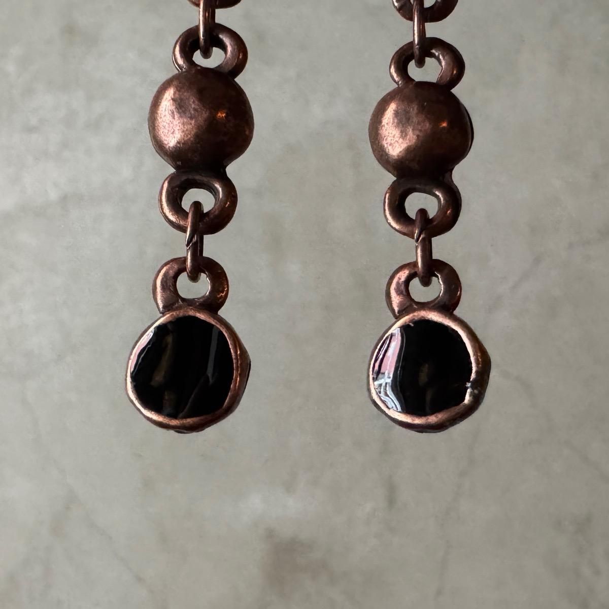 <img class='new_mark_img1' src='https://img.shop-pro.jp/img/new/icons13.gif' style='border:none;display:inline;margin:0px;padding:0px;width:auto;' />1970-80ǯ ֥ ʥ ֥å 󥰥ԥBronze Enamel EarringsDead Stock