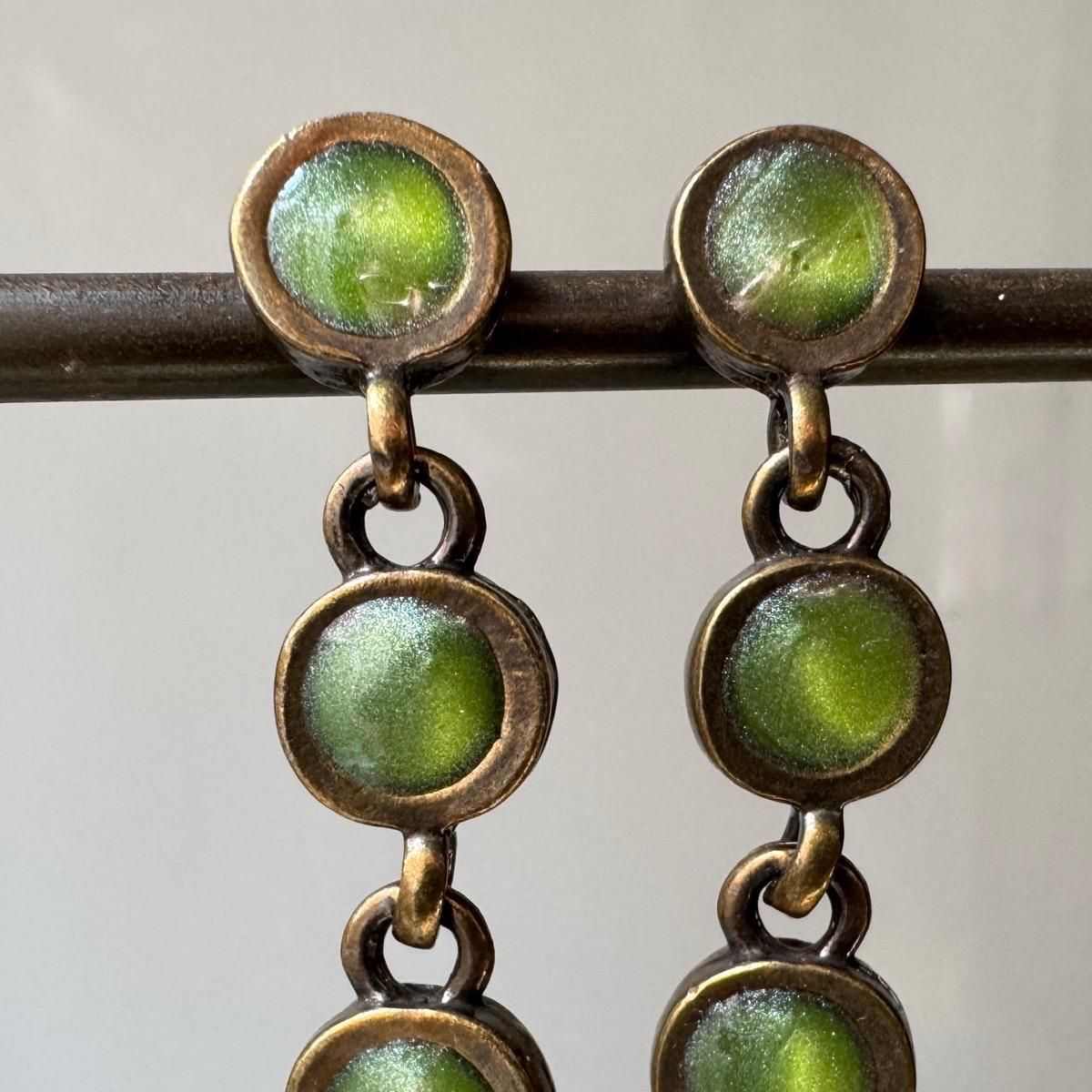 <img class='new_mark_img1' src='https://img.shop-pro.jp/img/new/icons13.gif' style='border:none;display:inline;margin:0px;padding:0px;width:auto;' />1970-80ǯ ֥ ʥ ꡼ 󥰥ԥBronze Enamel EarringsDead Stock