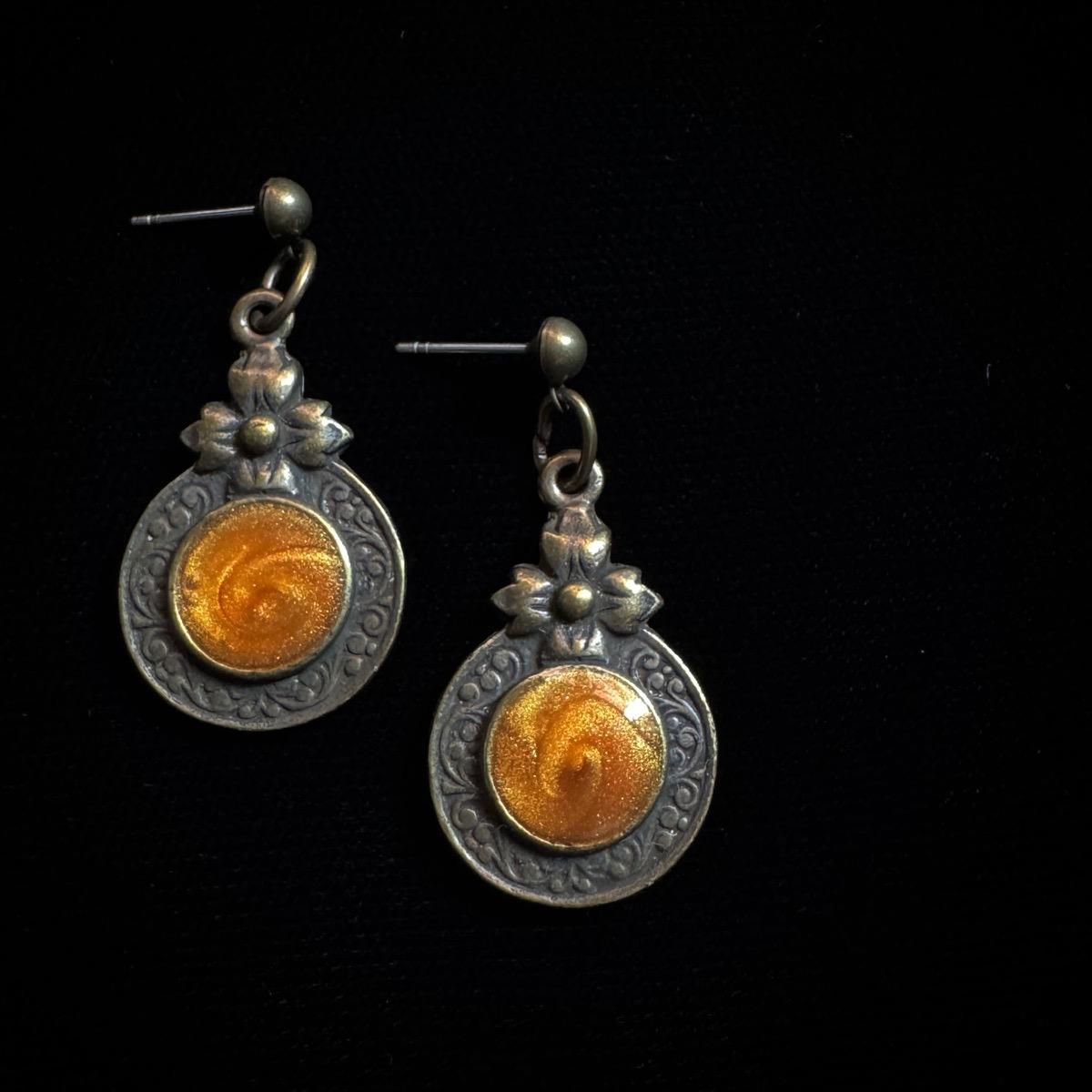 <img class='new_mark_img1' src='https://img.shop-pro.jp/img/new/icons13.gif' style='border:none;display:inline;margin:0px;padding:0px;width:auto;' />1970-80ǯ ֥ ʥ  ԥBronze Enamel EarringsDead Stock