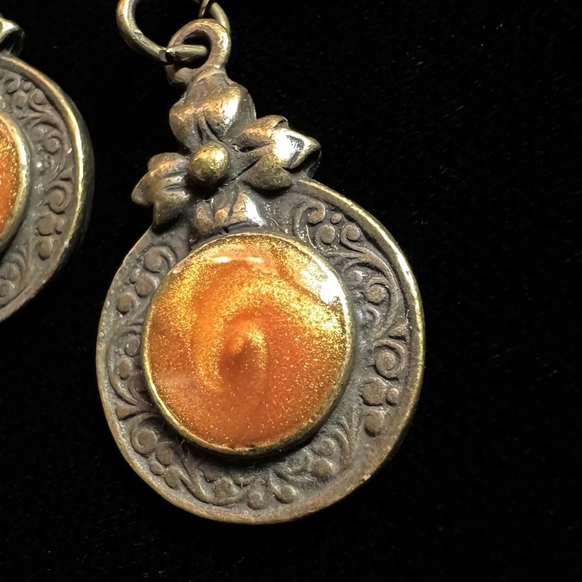 <img class='new_mark_img1' src='https://img.shop-pro.jp/img/new/icons13.gif' style='border:none;display:inline;margin:0px;padding:0px;width:auto;' />1970-80ǯ ֥ ʥ  ԥBronze Enamel EarringsDead Stock