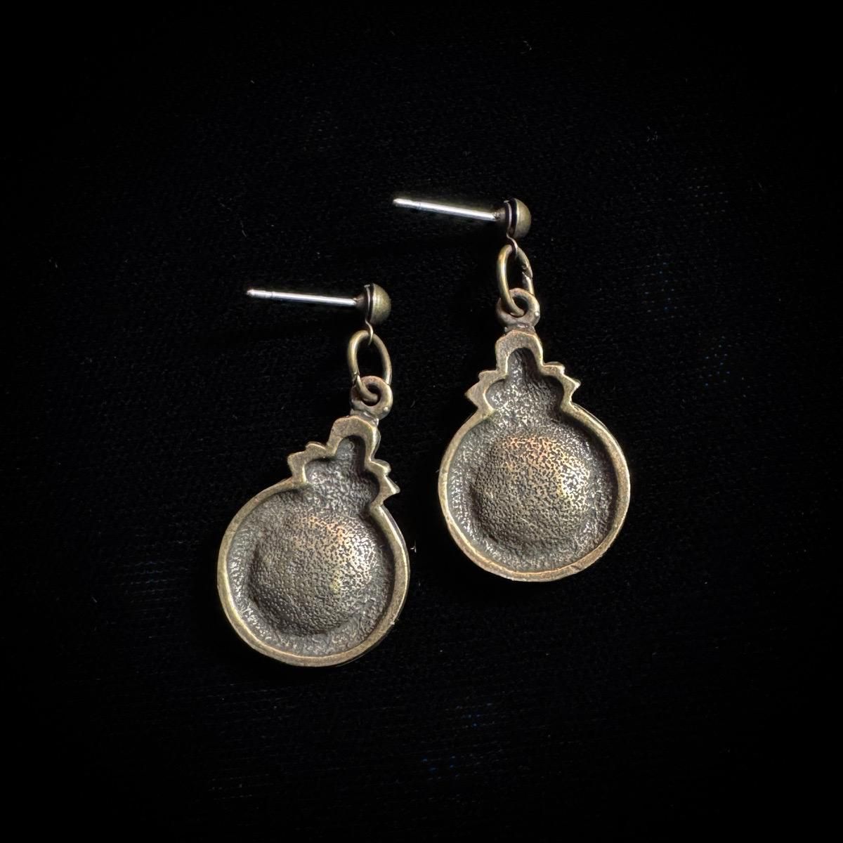 <img class='new_mark_img1' src='https://img.shop-pro.jp/img/new/icons13.gif' style='border:none;display:inline;margin:0px;padding:0px;width:auto;' />1970-80ǯ ֥ ʥ  ԥBronze Enamel EarringsDead Stock