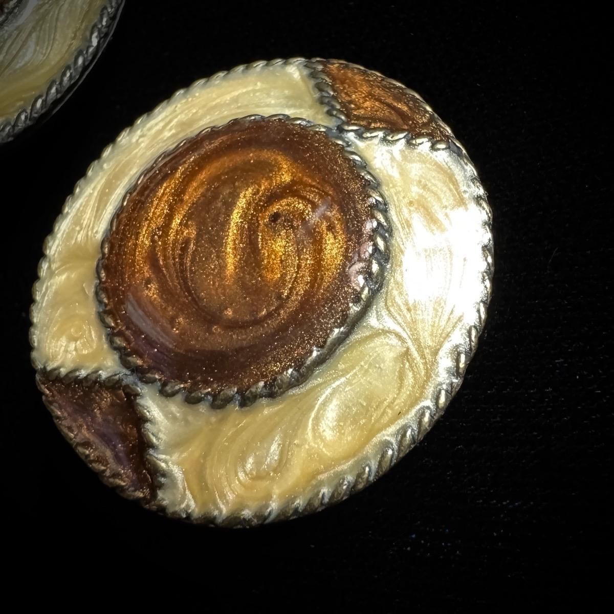 <img class='new_mark_img1' src='https://img.shop-pro.jp/img/new/icons13.gif' style='border:none;display:inline;margin:0px;padding:0px;width:auto;' />1970-80ǯ ֥ ʥ  륤󥰡Bronze Enamel EarringsDead Stock