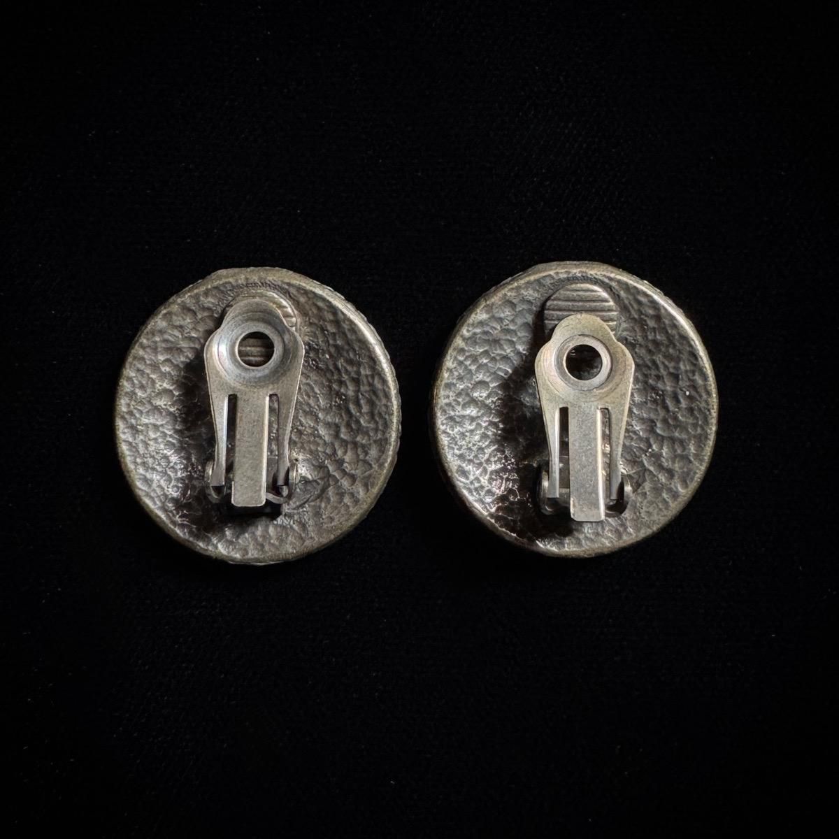 <img class='new_mark_img1' src='https://img.shop-pro.jp/img/new/icons13.gif' style='border:none;display:inline;margin:0px;padding:0px;width:auto;' />1970-80ǯ ֥ ʥ  륤󥰡Bronze Enamel EarringsDead Stock