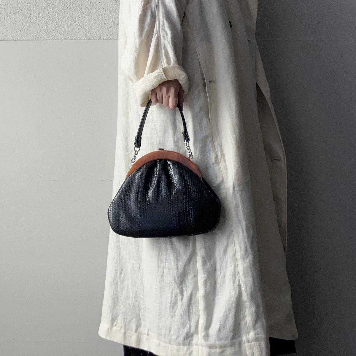 <img class='new_mark_img1' src='https://img.shop-pro.jp/img/new/icons13.gif' style='border:none;display:inline;margin:0px;padding:0px;width:auto;' />ơ إӳ ϥɥХåVintage Python Leather Hand Bag