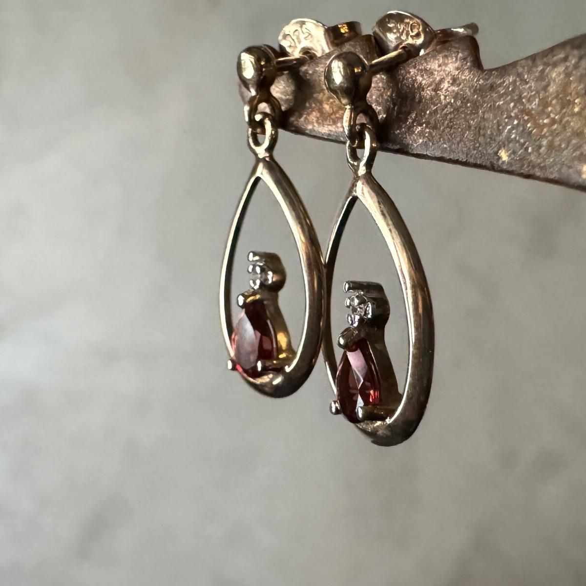 ヴィンテージ 9金 ガーネット ダイヤモンド ピアス- JeJe PIANO ONLINE