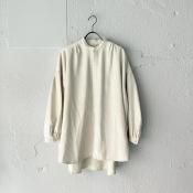 <img class='new_mark_img1' src='https://img.shop-pro.jp/img/new/icons14.gif' style='border:none;display:inline;margin:0px;padding:0px;width:auto;' />�ڴ��ָ��� 12/21�ޤǡ� suzuki takayuki over blouse ���ʥ����������業 �����С��֥饦����Egg shell