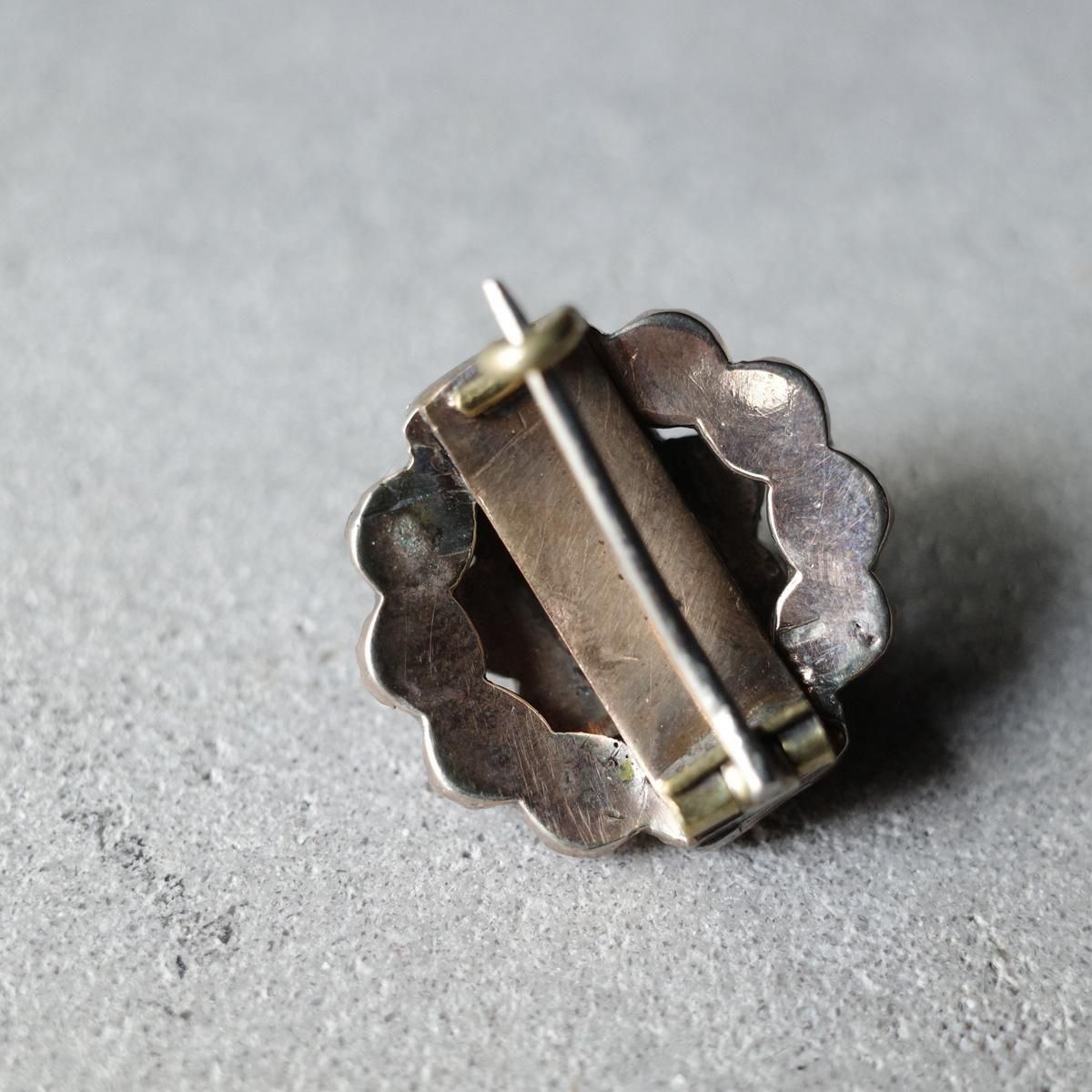 メタル ガーネット ミニ ブローチ （Victorian-Art Deco Metal Garnet