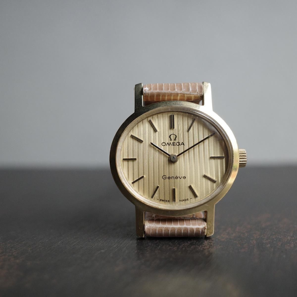 OMEGA GENEVE（オメガ ジュネーブ） オーバルケース ストライプ文字盤