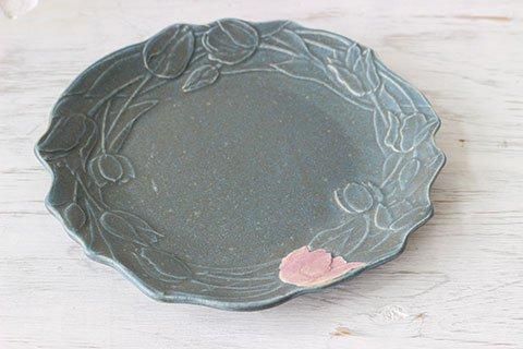 青錆釉チューリップのお皿 陶器 よしざわ窯