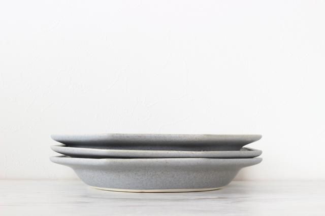 球形陶器 グレーとベージュ vista_cerealbowl_gra_os1100.