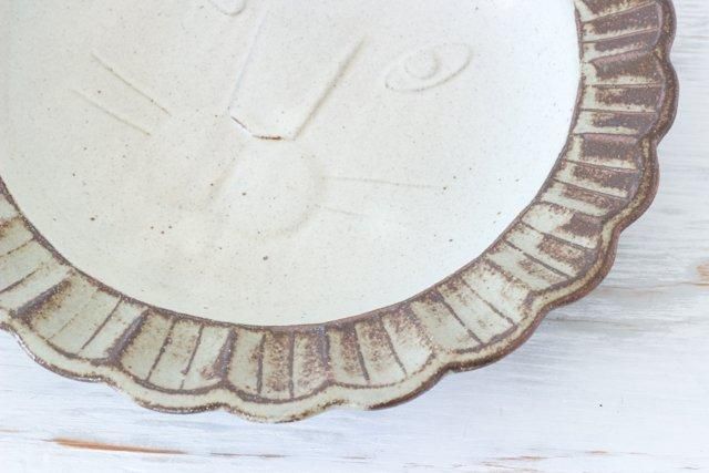 oldwhite ライオンの大きなお皿 陶器 よしざわ窯