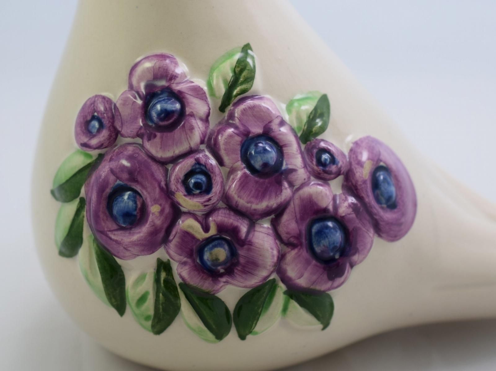 DECO社 Rosa Ljung 鳥のオブジェ (ホワイト×パープル) 左向き・L DECO社 Rosa Ljung 鳥のオブジェ (ホワイト×パープル) 左向き・L