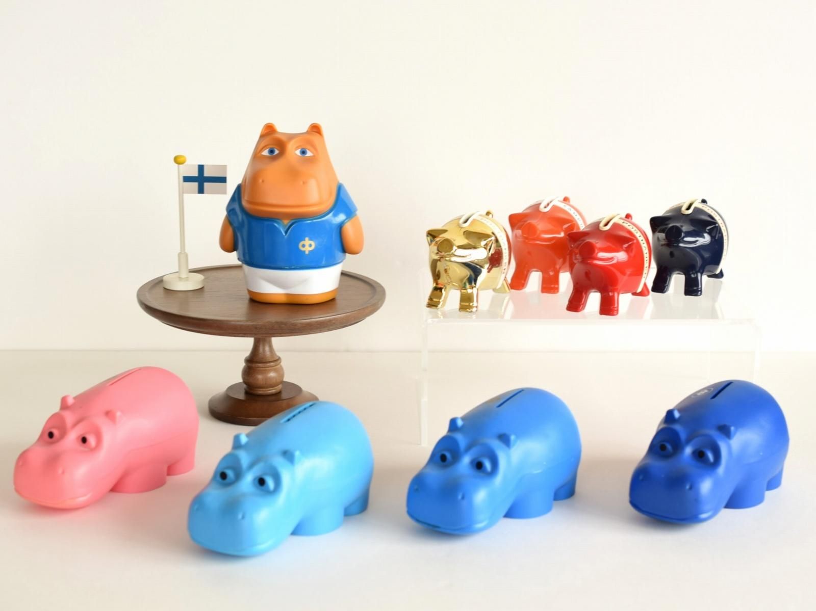 MK TUOTE (MK Tresmer) × POSTBANKEN ブタさん貯金箱 (ゴールド