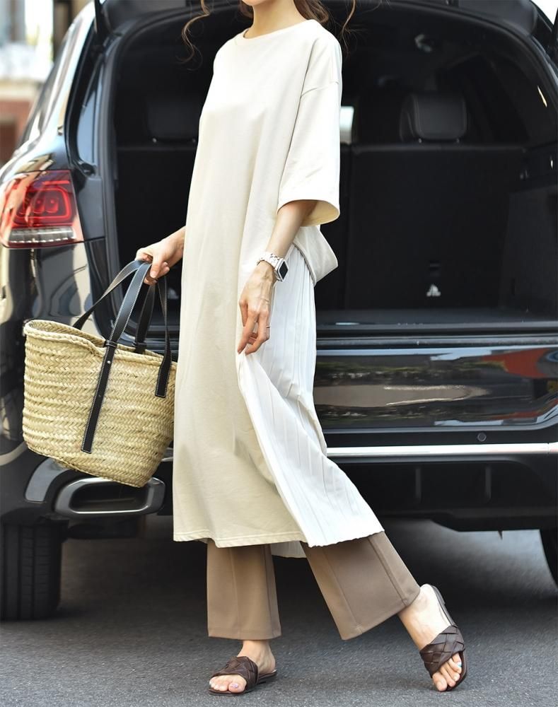 Sale ゆうパケ バックプリーツワンピース ベージュ The Secret Bean Sale ゆうパケ バックプリーツワンピース ベージュ The Secret Bean