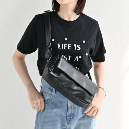 <img class='new_mark_img1' src='https://img.shop-pro.jp/img/new/icons1.gif' style='border:none;display:inline;margin:0px;padding:0px;width:auto;' />【ゆうパケ】パール付き 綿100%ロゴTシャツ