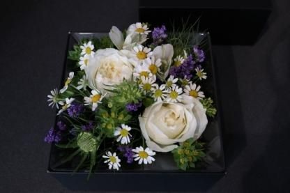 ボックスフラワー 大阪市北区 梅田 西天満 お花屋 Grindel グリンデル フラワーショップ ボックスフラワー 大阪市北区 梅田 西天満 お花屋 Grindel グリンデル フラワーショップ