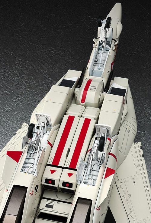 Amazon | ハセガワ 超時空要塞マクロス VF-1J/A バルキリー バー