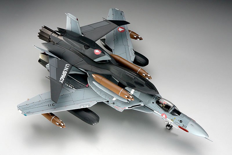 1/72 VF-0A/S w/ ゴースト “マクロスゼロ” プラモデル ハセガワ｜文具